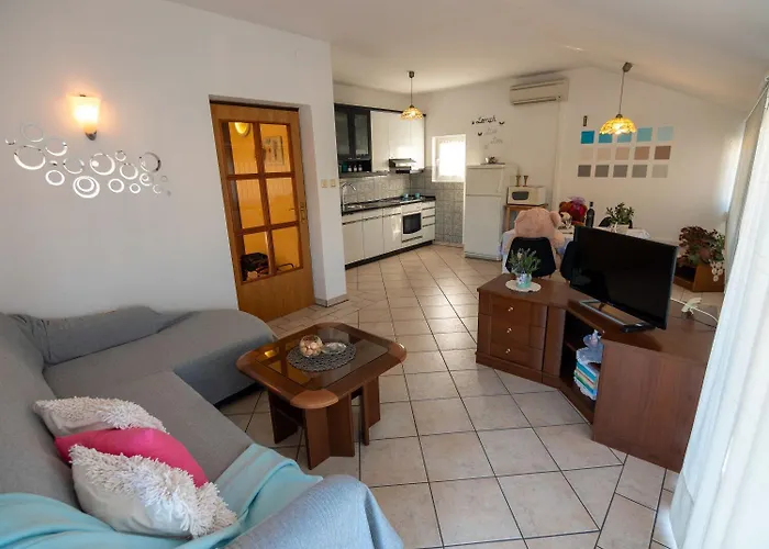 Suzy Supetarska Draga