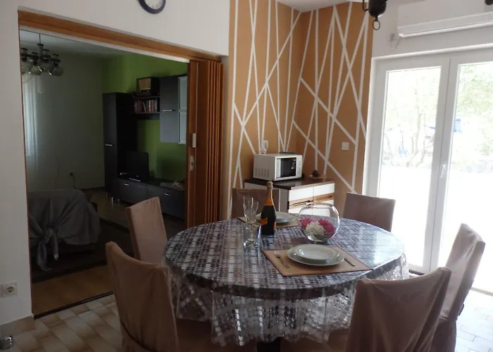 Suzy Supetarska Draga